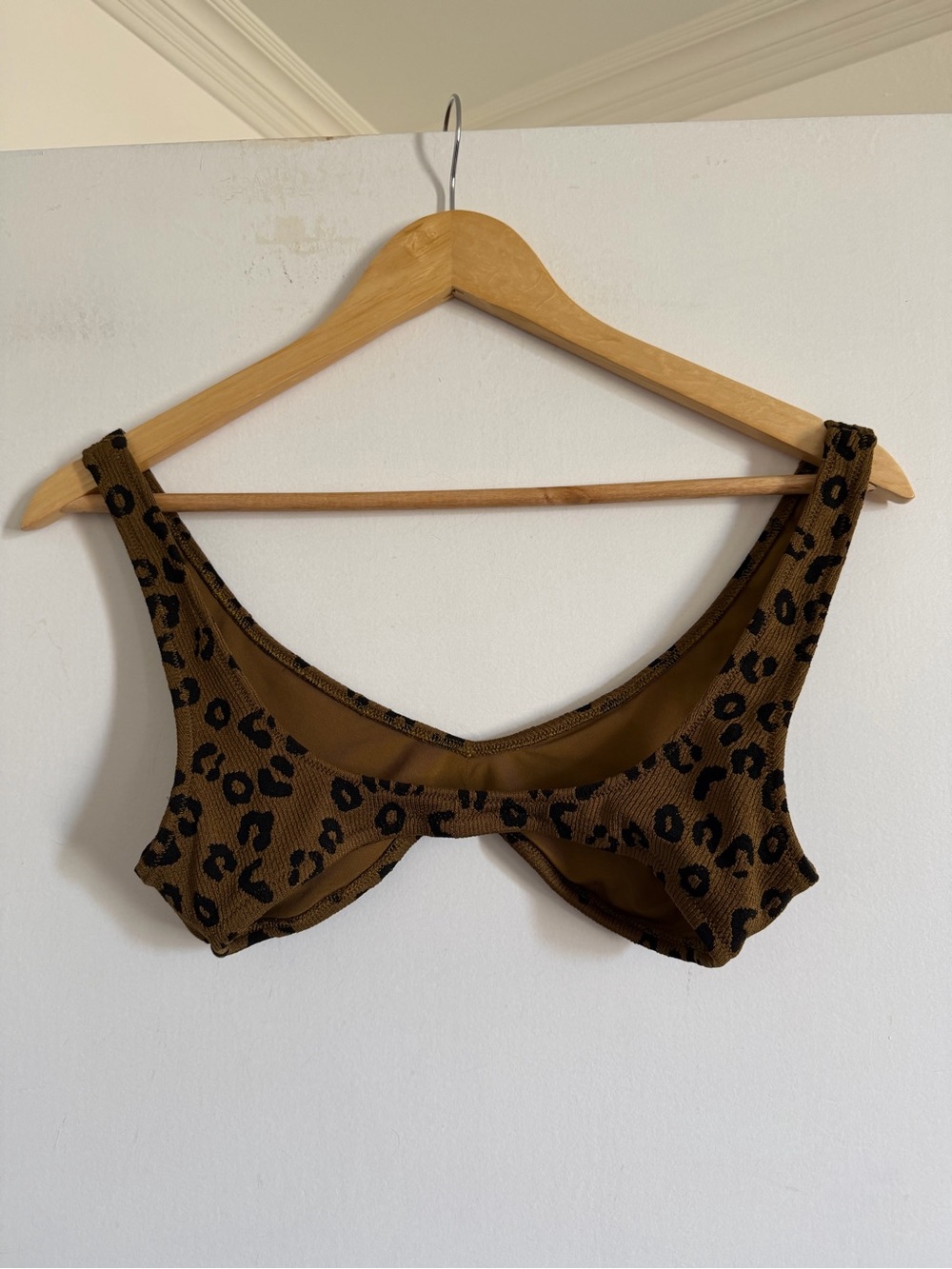 Aerie Scoop Textured Leopard Print Brown Bikini Top size Small EUC - Picture 4 of 6